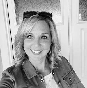 Meet your Posher, Ellen